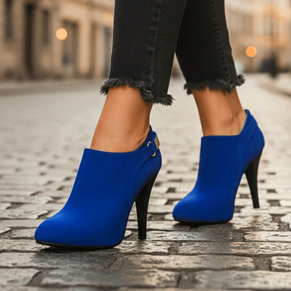 Harriet | Women's Elegant Velvet Ankle Boots