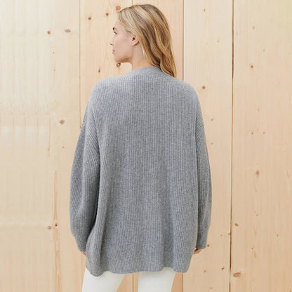 Kallie | Women’s V-Neck Ribbed Knit Cardigan